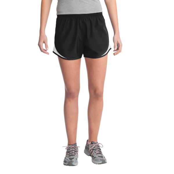 Women's Cadence Short Thumbnail