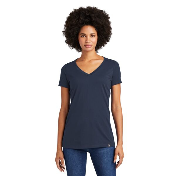 Women's Heritage Blend V Neck Tee Thumbnail